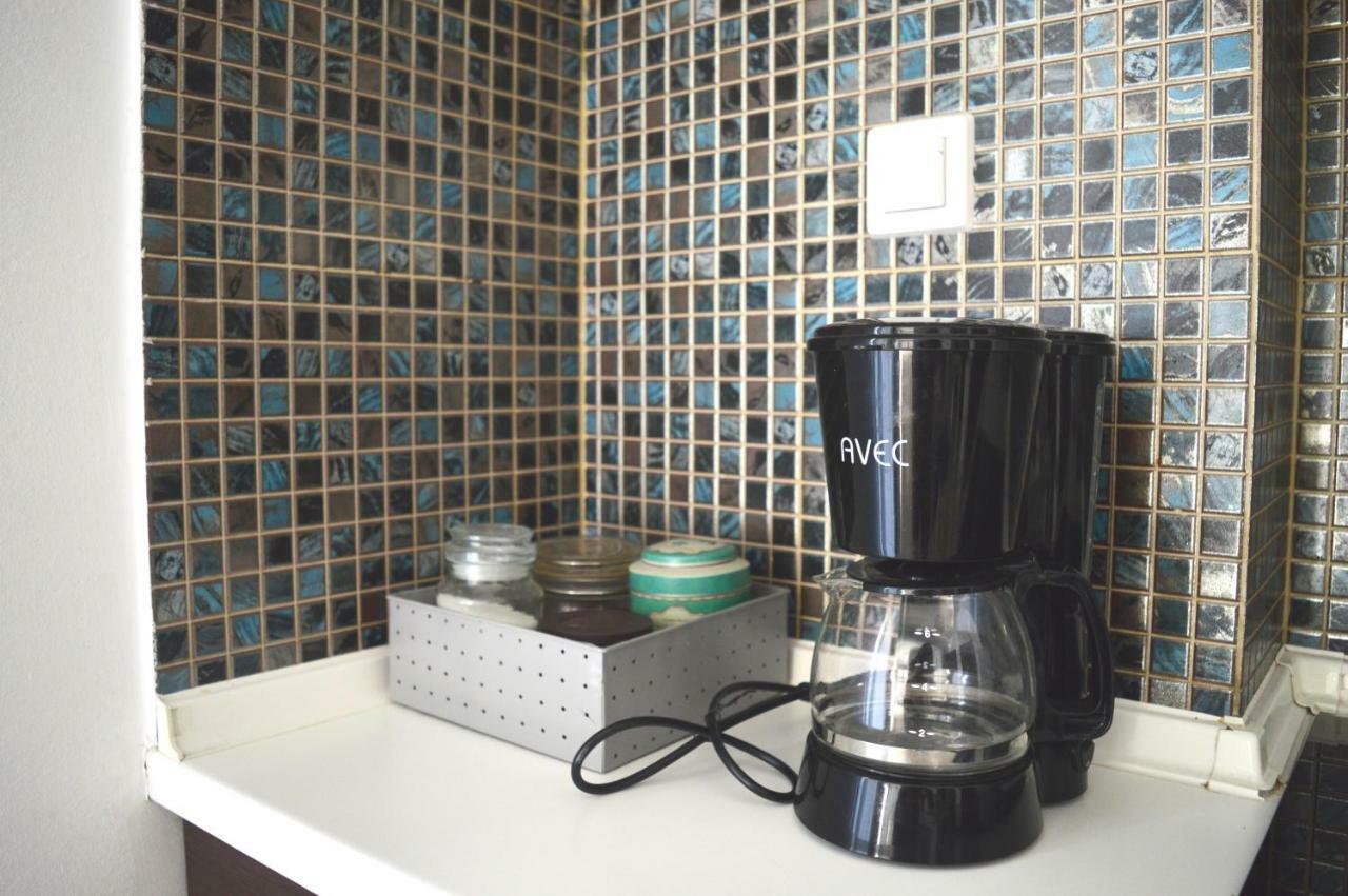 Cosy Studios 1 Close To The City Center Tesalonika Bagian luar foto